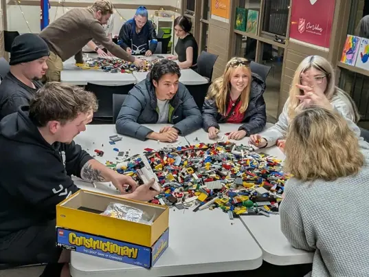 <strong>Youth Drop In</strong>