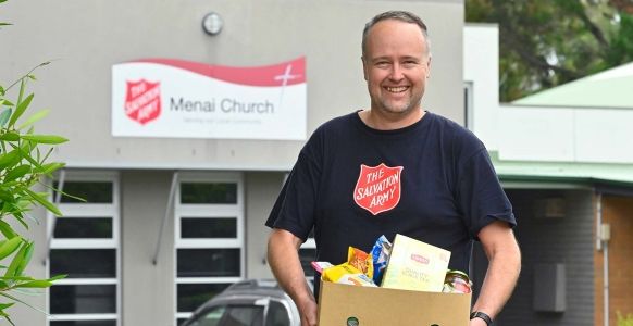 Volunteer supporting Salvos this Christmas