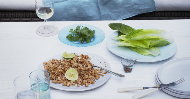Chicken and toasted rice larb 