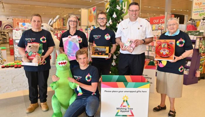 Kmart Wishing Tree launch &mdash; support your local Salvos