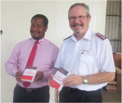 Westpac donates dictionaries