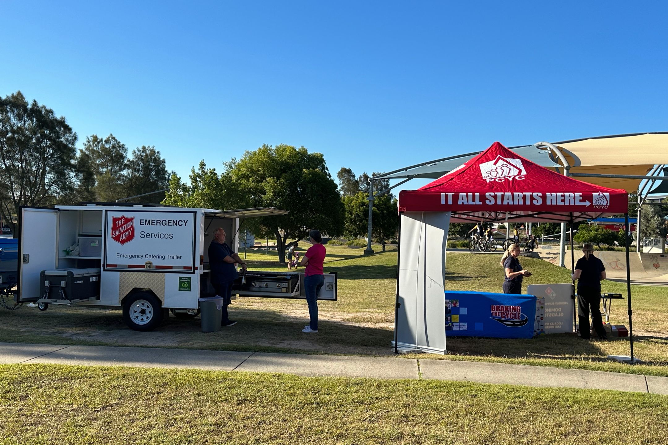 Setting up for the sausage sizzle