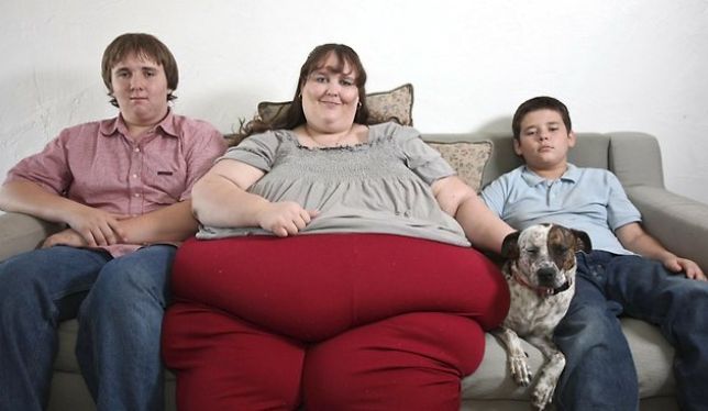 Mum says 'I want to be the fattest'