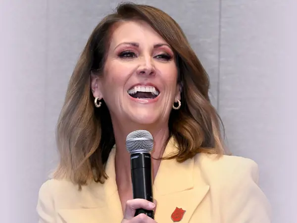 Image of Natalie Barr