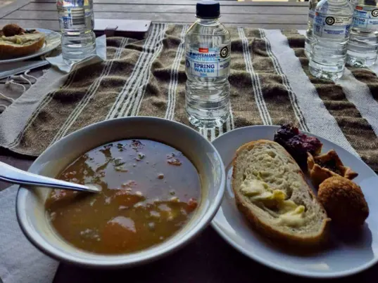 Lunch meal service 