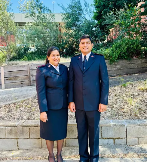 Photograph of Captain Hummera Ashir and Captain Ashir Morris.