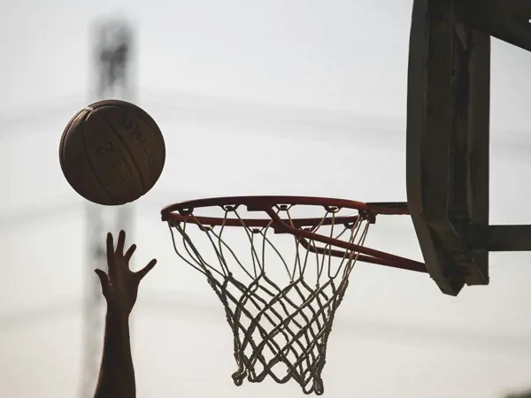 Close up of slam dunk