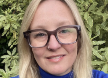 Photo of Rhiannon Ross