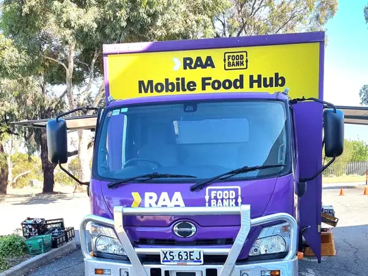 Mobile food hub