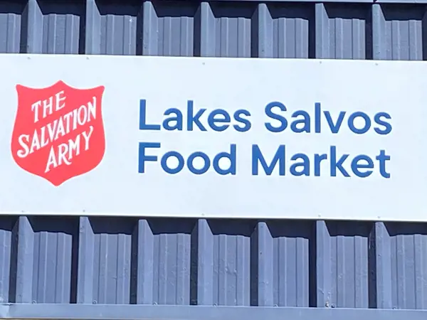 Lakes Salvos Food market