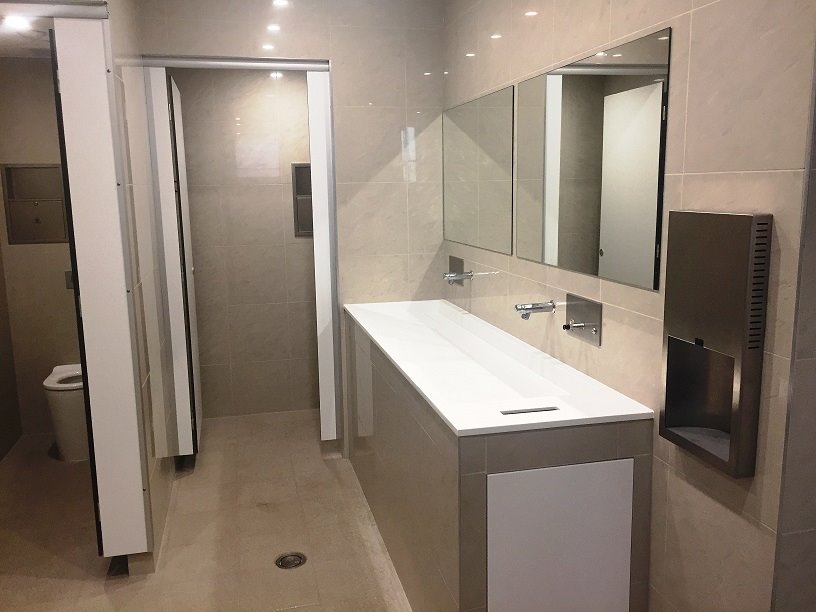 Bathroom facilities at Melbourne 614