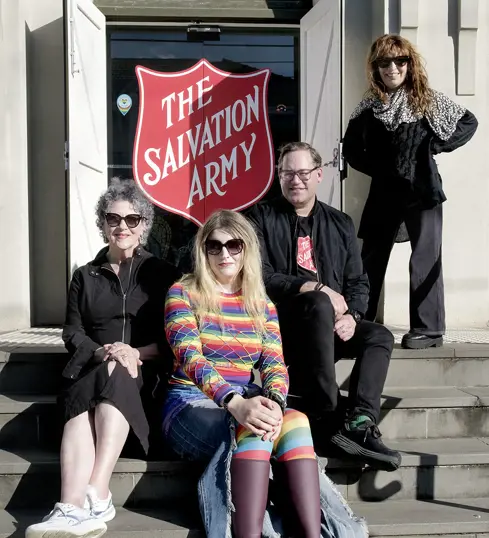 Familiar Ground Project Team (Susan Cowan, April Cox, Jason Simmonds, Ilana Rose)Anna Deamicis and Brarbara Toohey (not picutred). - Image Ilana Rose 