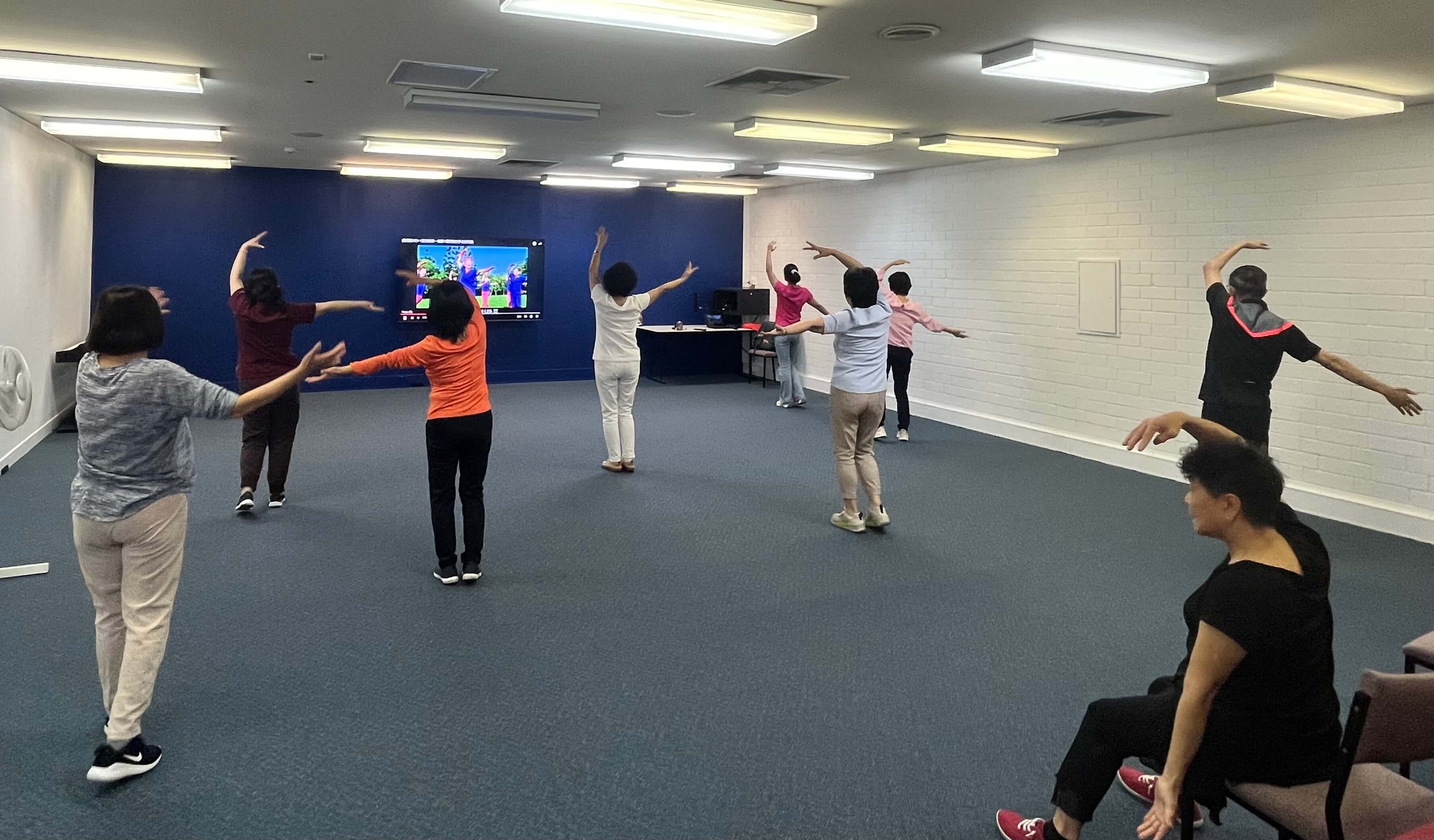 Fitness praise dance
